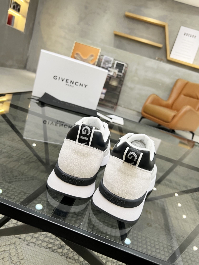 Givenchy Sneakers